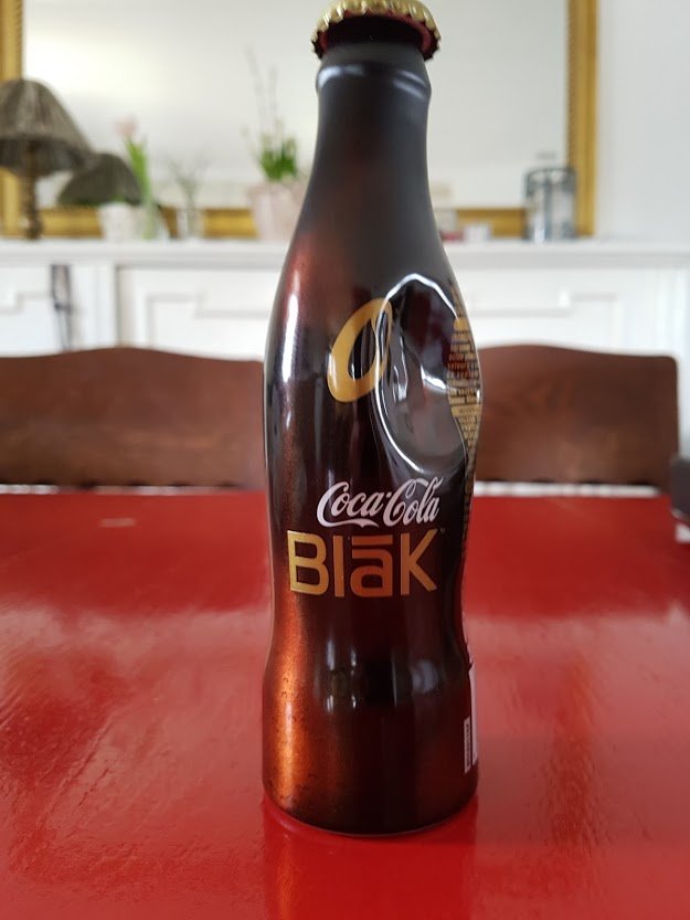 a-clearer-failure-was-coke-blak-the-coffee-flavored-soda-was-released-in-2006-and-promptly-discontinued-in-2008-after-complaints-about-the-poor-taste-combination-and-excessive-caffeine