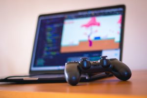ゲームシナリオライターの主な仕事内容・なり方・転職について