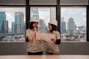 建築士の主な仕事内容・なり方・転職について