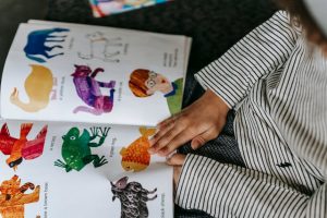 童話/絵本作家の主な仕事内容・なり方・転職について