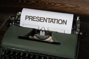 ストーリーテリングとは｜人を動かすビジネスの語り方と活用法