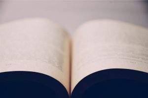ナラティブ思考とは｜物語の力でアイデアを伝えて人を動かす方法