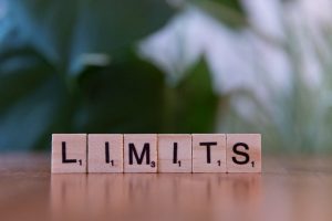 制約思考とは｜あえて条件を絞るとアイデアが生まれる理由