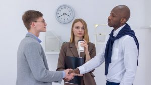 弱いつながりの強さとは｜人脈の外側からアイデアと機会を得る方法