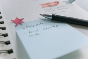 オズボーンのチェックリストとは｜9つの視点でアイデアを量産する方法