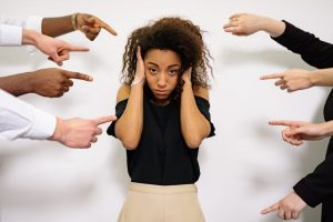 ハラスメント研修の進め方｜職場環境を守る正しい知識と伝え方