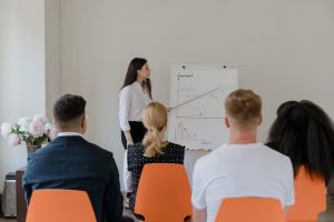 社員教育の進め方｜中小企業が仕組みで人を育てる方法