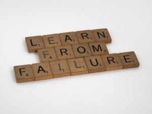 アイデアの失敗から学ぶ方法｜うまくいかなかった発想を次に活かす思考術