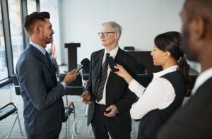 広報・PR会社の選び方｜費用相場と失敗しない比較ポイント